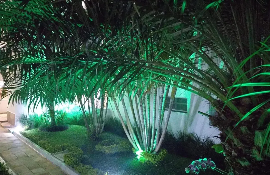 Guarujá Enseada - Apto 100 Metros da Praia e ao lado do Shopping-1